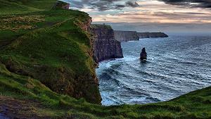 Cliffs of Moher only 10 mins away